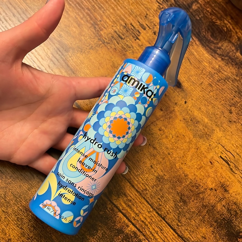 Amika hydro rush leave in conditioner